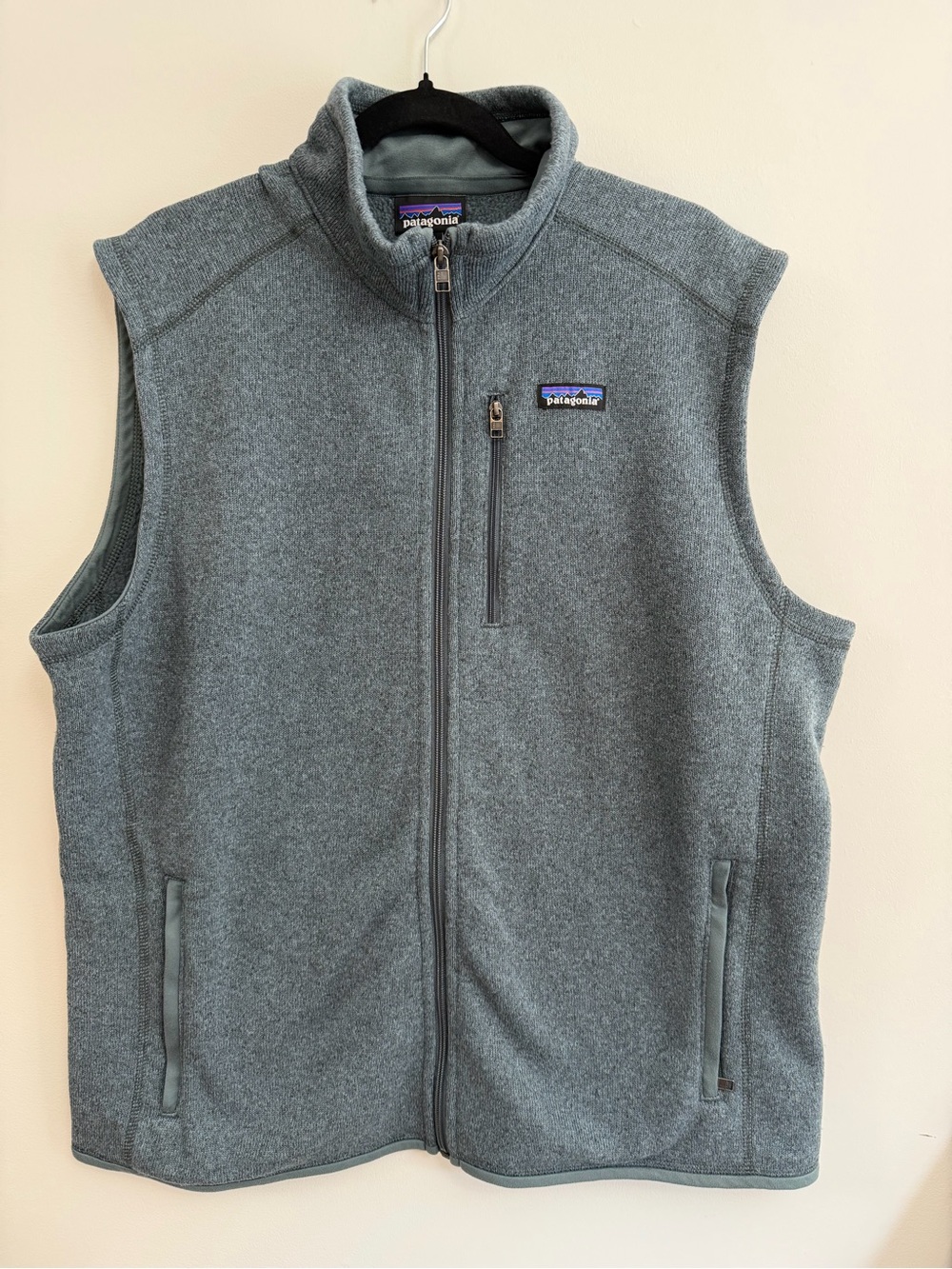 Patagonia Blue/Gray Men’s Zip-Up Fleece Vest with Chest Pocket